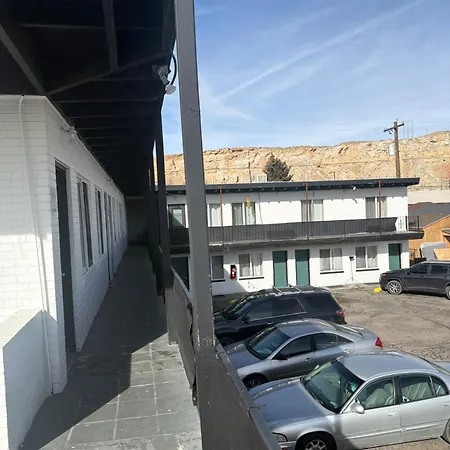 The Mint Motel